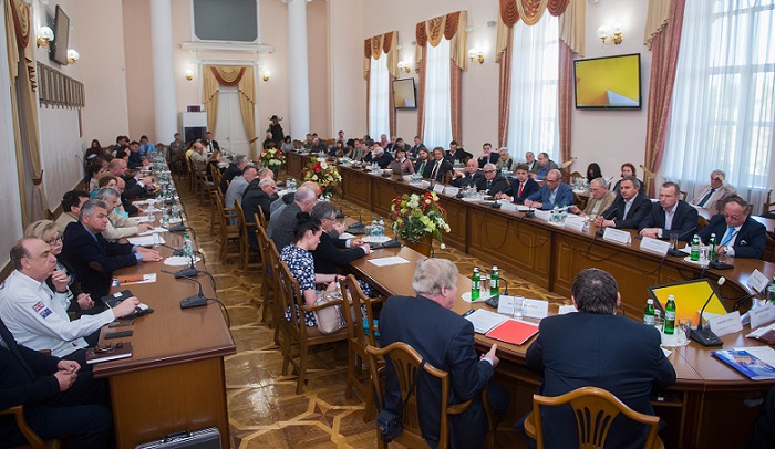 Щоб усунути перешкоди на шляху від ідеї до впровадження розробки, в Україні необхідні зміни на законодавчому рівні Щоб усунути перешкоди на шляху від ідеї до впровадження розробки, в Україні необхідні зміни на законодавчому рівні