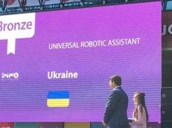 Бронзові медалі вихованців Київської МАН на конкурсі «InfoMatrix-2017»